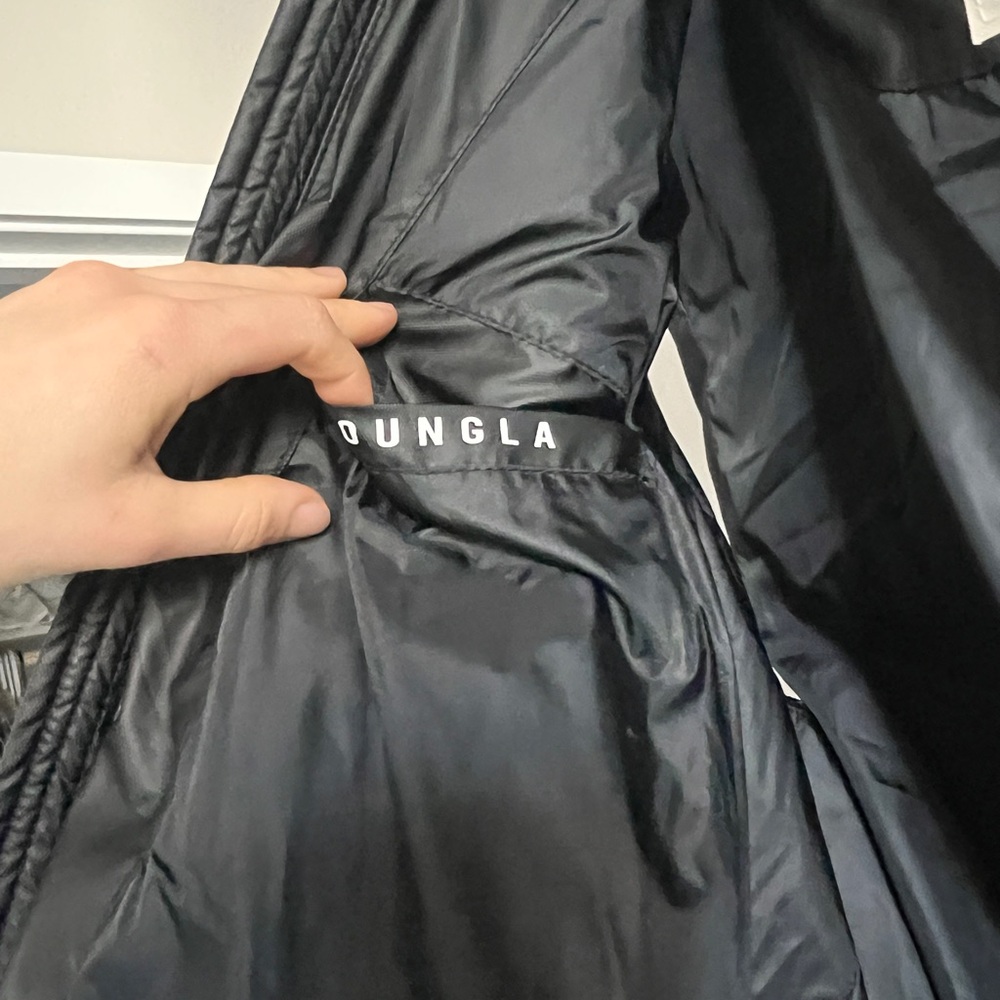YoungLA Black Puffer Jacket with Hood and Water-Resistant Fabric - Picture 7 of 15